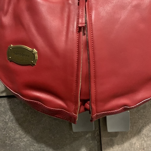 NWOT Samsonite black label leather expandable hobo - Picture 3 of 11